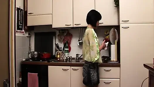 Geile MILf tropft sperma nach intensiver hämmern-session