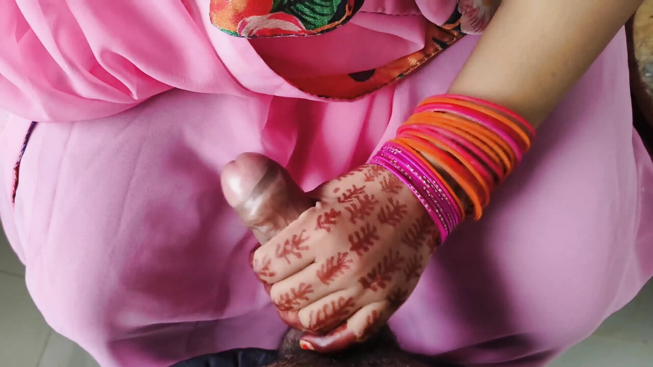 Aaj bhabhi ki kichin me karte bawkt ki bhabhi ki jabarjast chudayi