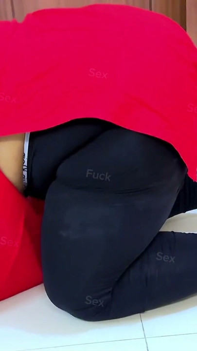 Muslim Maid With Huge Ass Getting Fucked By Boss! | Clip 1
