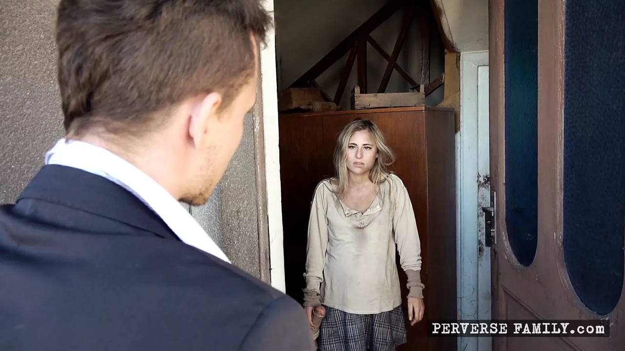 淫荡熟女教少女