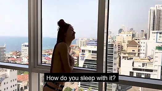 Моя неожиданная соседка наполнила сливками мою киску и записала все на мой телефон