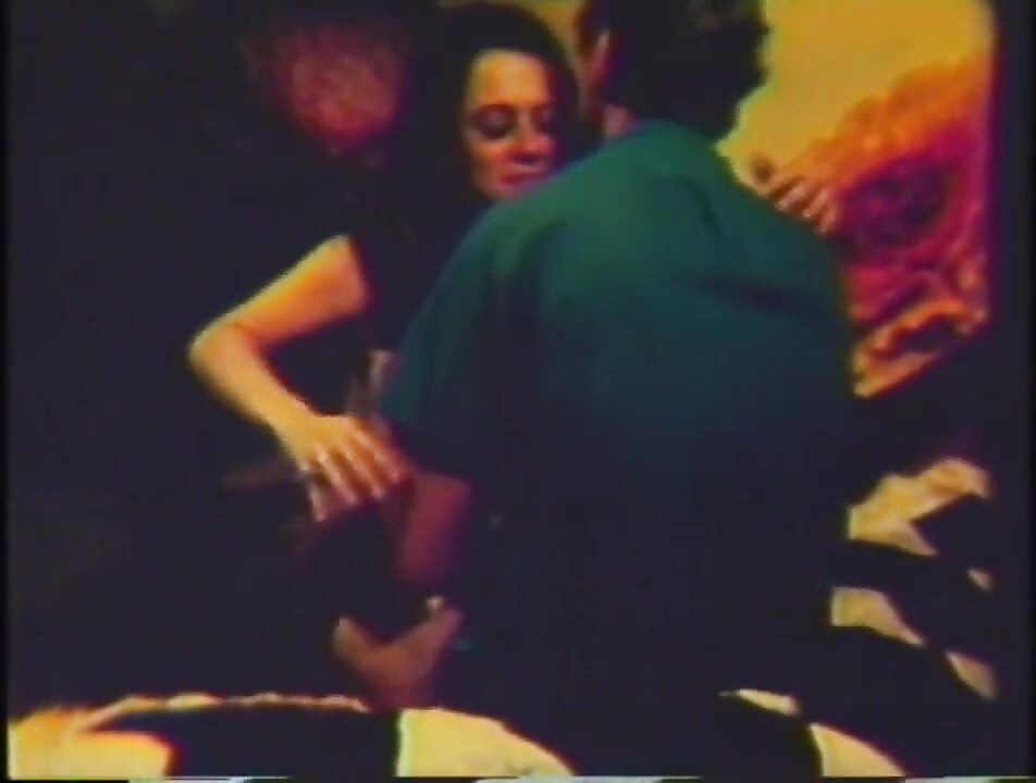 Sexy young girl in a vintage hard sex scene