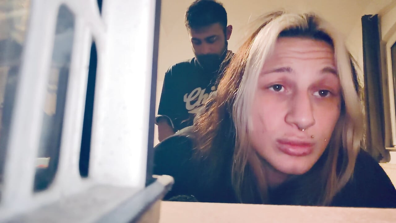 Por favor, por favor, me dê por trás