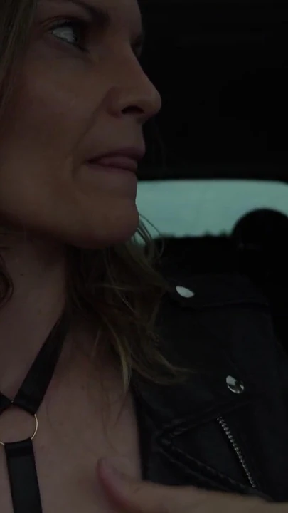 Συγκινητική στιγμή από το "I fuck an hitchhiker who broke down"