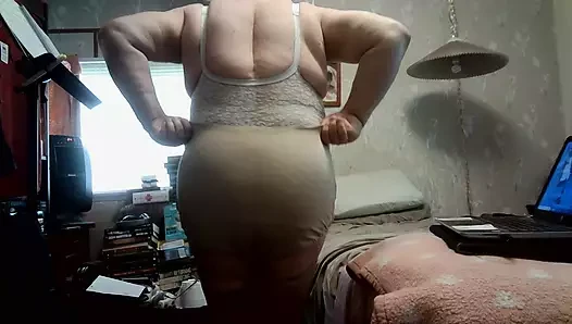 Adult Video Girl dancing on web cam