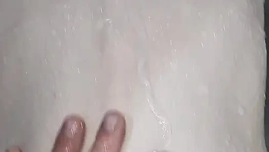 Анальный секс в душе и минет