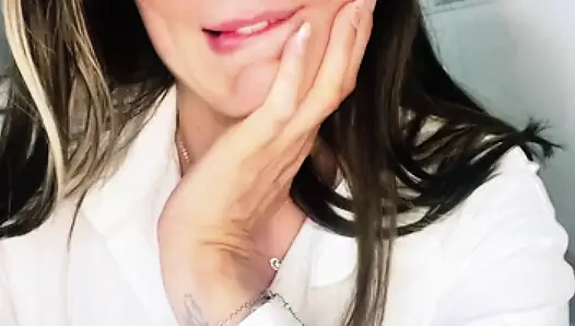 Sürtük İngiliz öğretmen seni baştan çıkarıyor asmr 31 talimatı