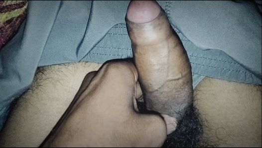 Masturberende Indische jongen, lange lul
