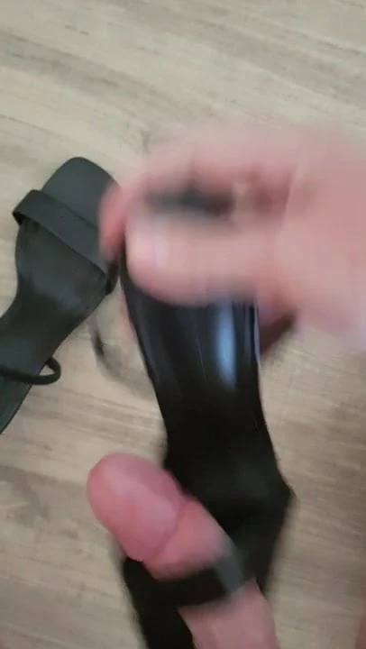 Cum wirh Heels