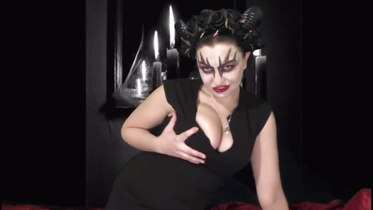 Sukkubus entleert dein sperma, WICHs-blowjob