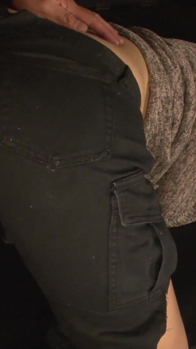 一个戴绿帽子的丈夫，他喜欢看到和听到他的妻子被另一个男人性交时尖叫。日本女人 | 短片 3