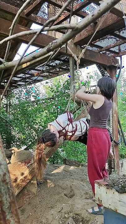 Shibari Princess Goes Outside