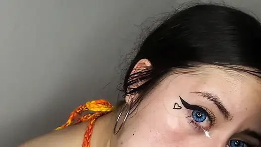 Ich gebe ihm einen erstaunlichen blowjob, bis er auf meine titten kommt - amateur-blowjob und abspritzen