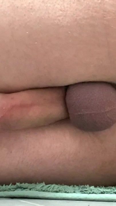 Spektakularan trenutak iz "Shemale dildo analno svršavanje, orgazam s jebačkom mašinom bez ruku"