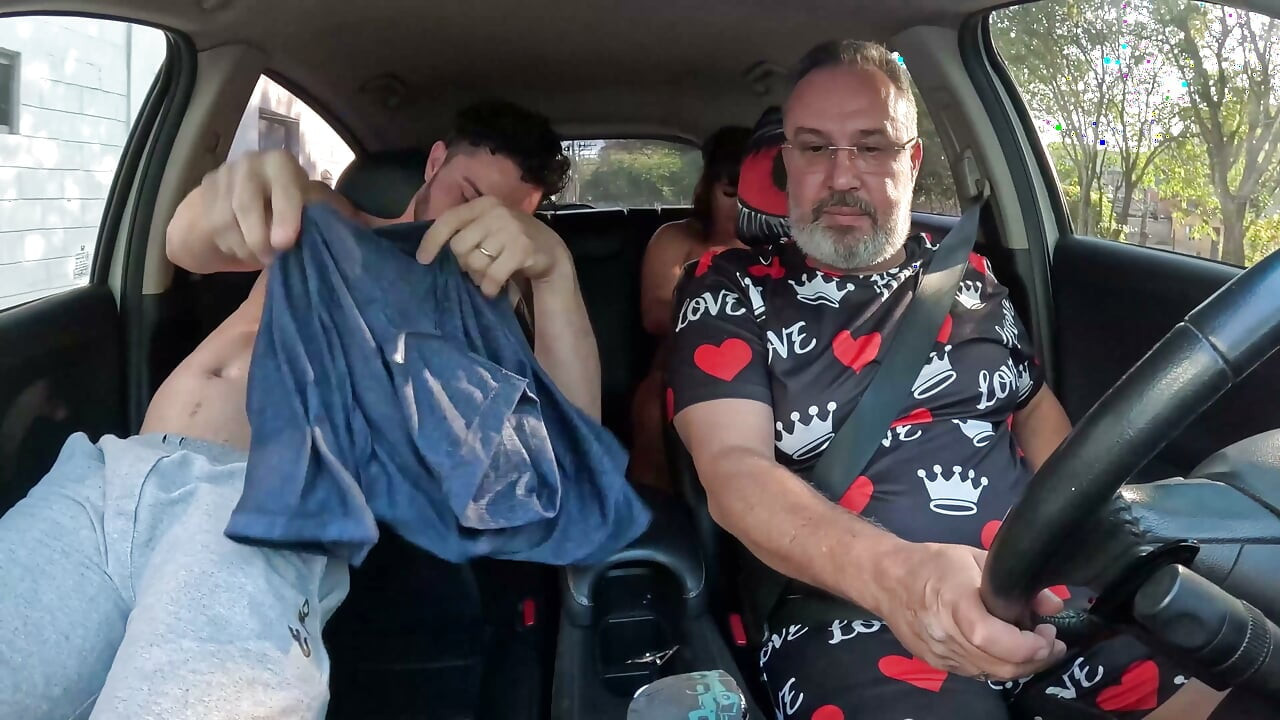 Couple Picks up an 18-year-old Girl, and It Turns Into an Orgy - Aline Chanel
