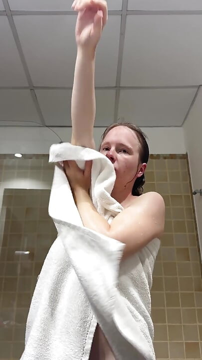 Hot Teen Soaped up and Shaved