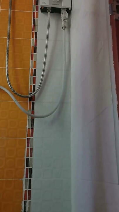 Ласки в душе отеля