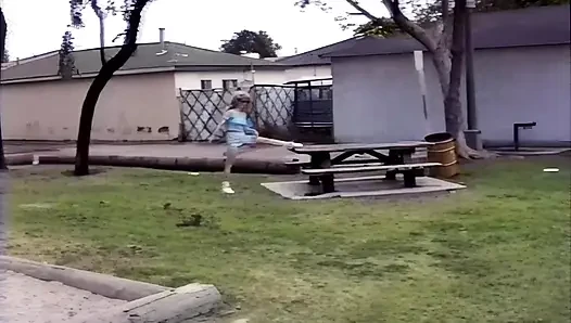 90'ların Anal Kıllı Amcık Amatör Cynthia