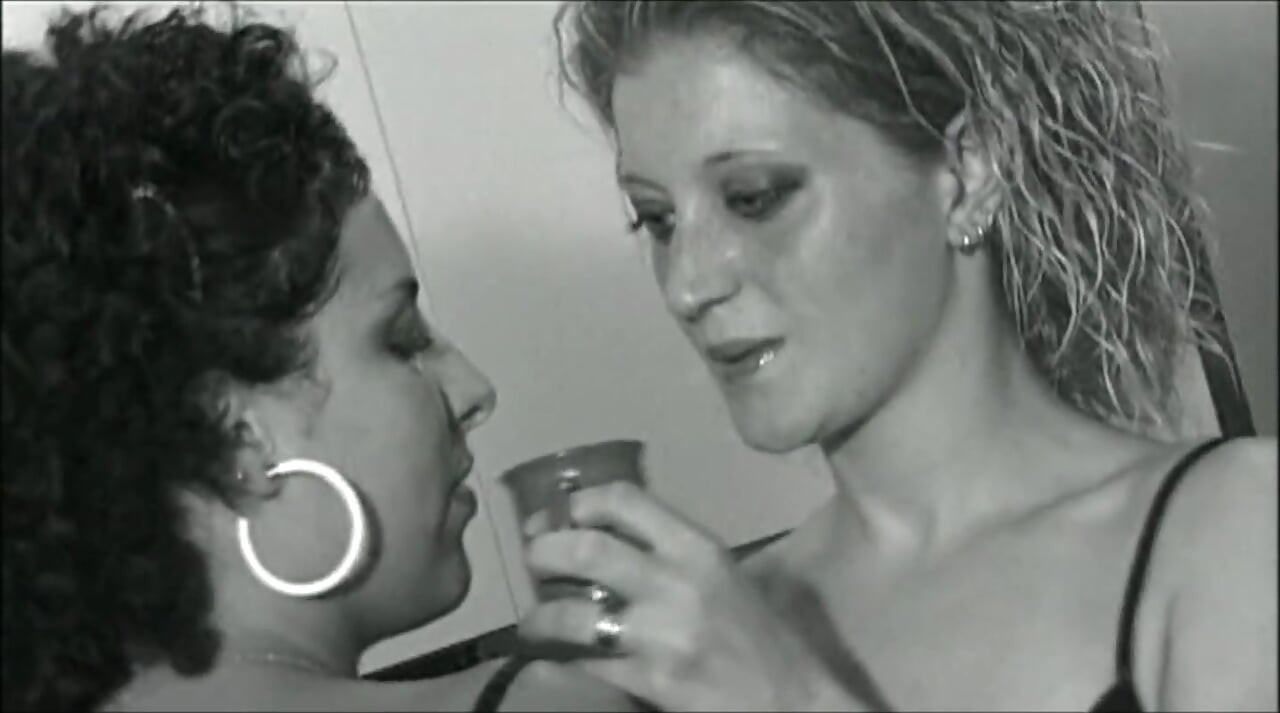Vintage Porn with Masturbation and Scissoring Sex Between Two Lesbian MILFs