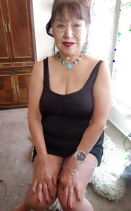 This Dress Is so Easy to Remove