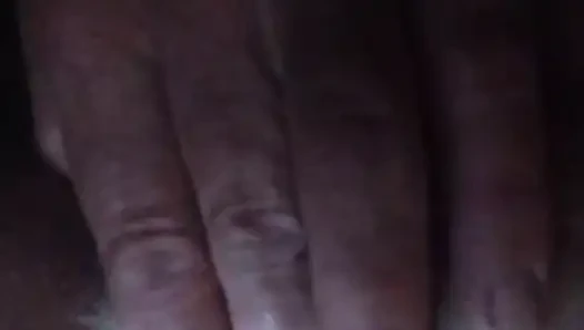 Tante bahenol lagi asik seks anal ukuran medium sampai lubang pantatnya menganga lebar