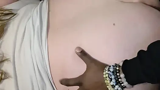 Pantat bahenol gadis kulit putih ini dientot habis-habisan sama abang tirinya sampai dicrot di dalam