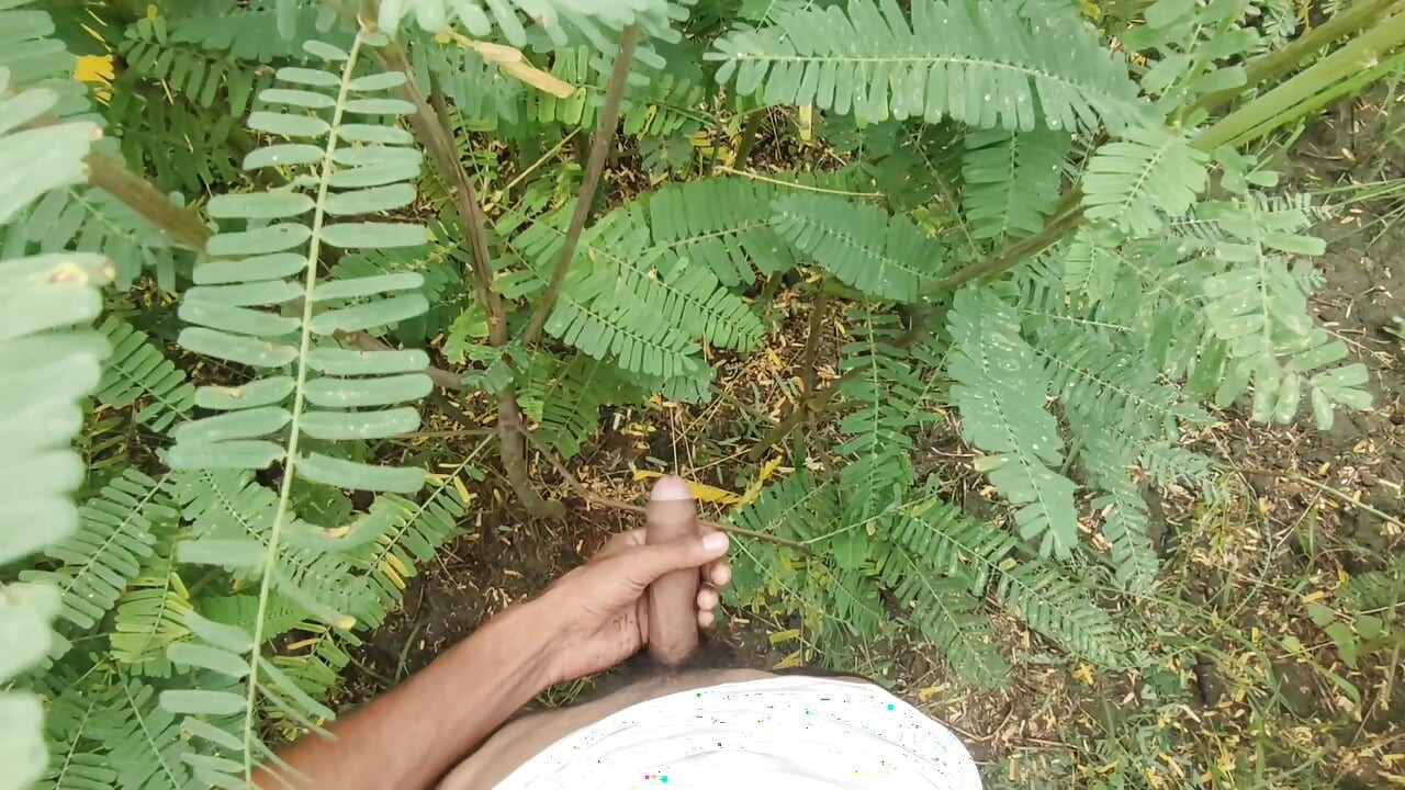 Horny Boy Masturbation in Outdoor and Cumshot