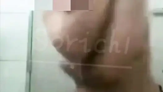 Takeapeekatmycurvywife