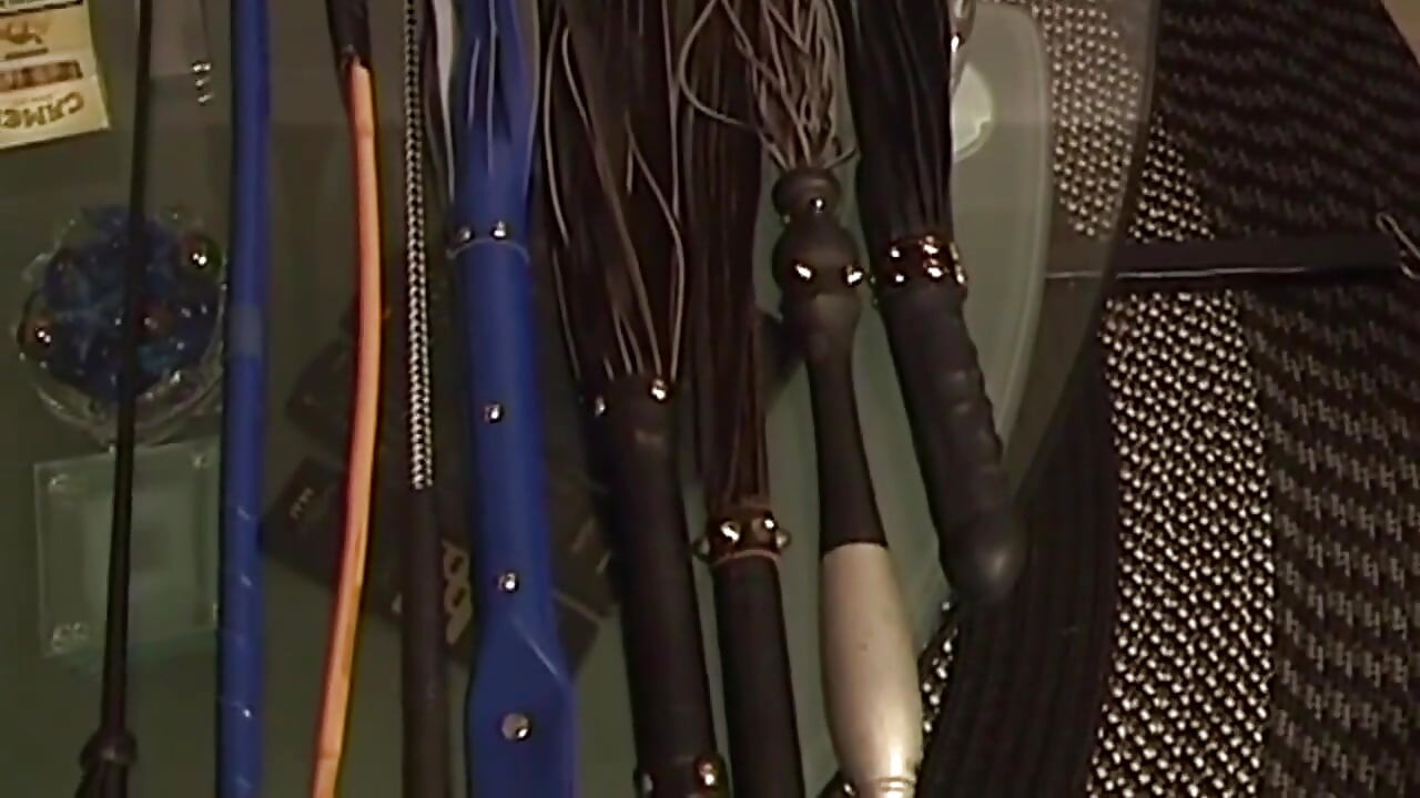 Mature Brunette MILF Collared and Chained for Play