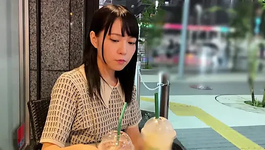 A118F10 It's natural to be cautious about your first dating app! A beautiful black-haired girl who came knowing she was going to shoot privately! Wild sex in one-night mode!