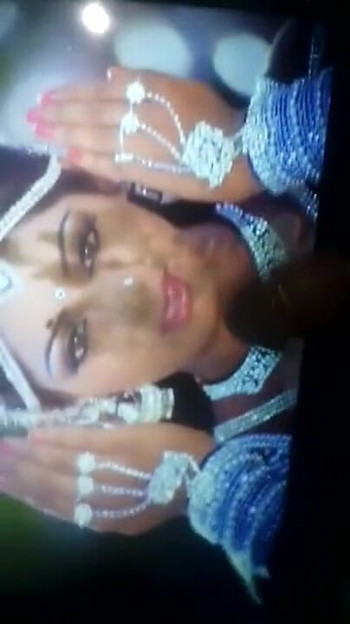 「Sridevi cum tribute (posthumously)」の力強い瞬間