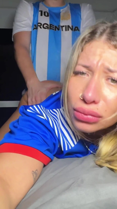 Cofla24cm pęka mi ogromne pośladki swoim wielkim kutasem, najbrutalniejszy seks w moim życiu!