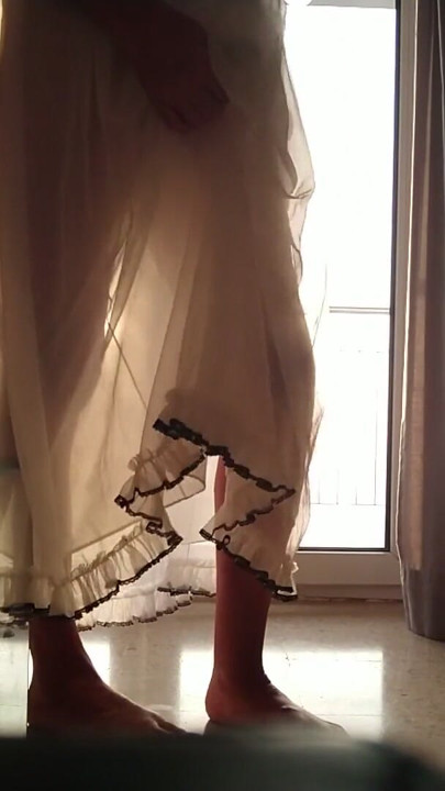 Sensuell lek før kona våkner... | Klipp 1