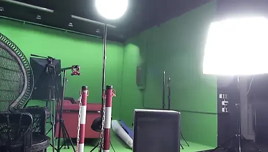 MIlf with curly hair loves to do blowjob and fucking