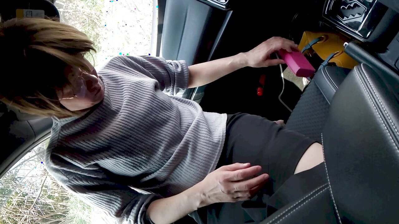 مص زب السيارة