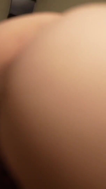 Snikende Utroskap Bilsex Og Sædfylt Fittespising | Klipp 2