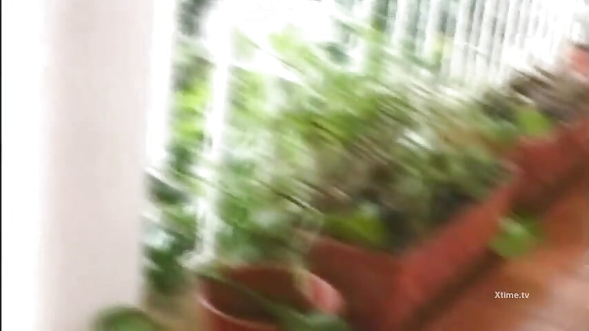 Dvije seksi kurve su zajebane u guzicu i napunjene spermom