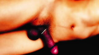 L’ASMR chevauche avec chuchotement et culottement ... Une nuit où l’instinct d’une femme en chaleur ne s’arrête pas et tombe à l’apogée encore et encore