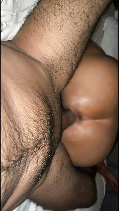 Hot Ladki ke sath kiya puri raat sex