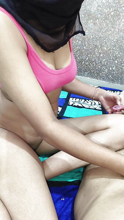 India Sofia vaquera posición follada duro por su novio con hindi sucio audio