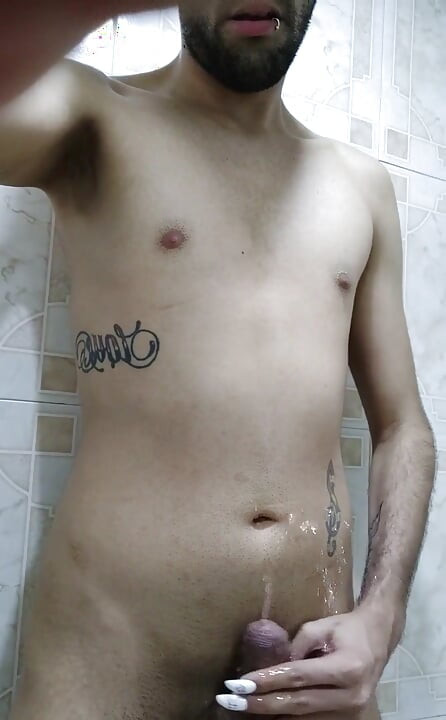 Pišanje dok mi jebe guzicu s krakenom