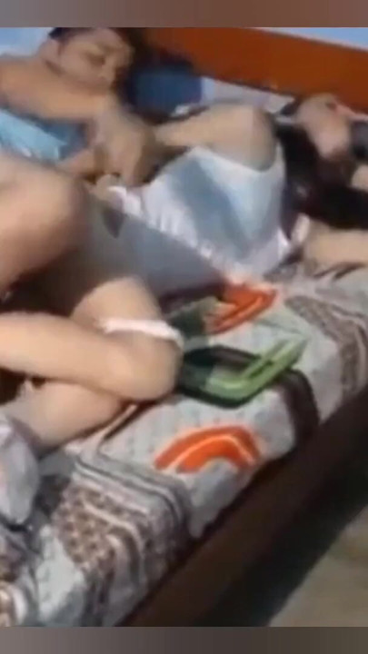 Sloppy Indian woman fucks without a condom with her Tamil lover in new delhi | Clip 1