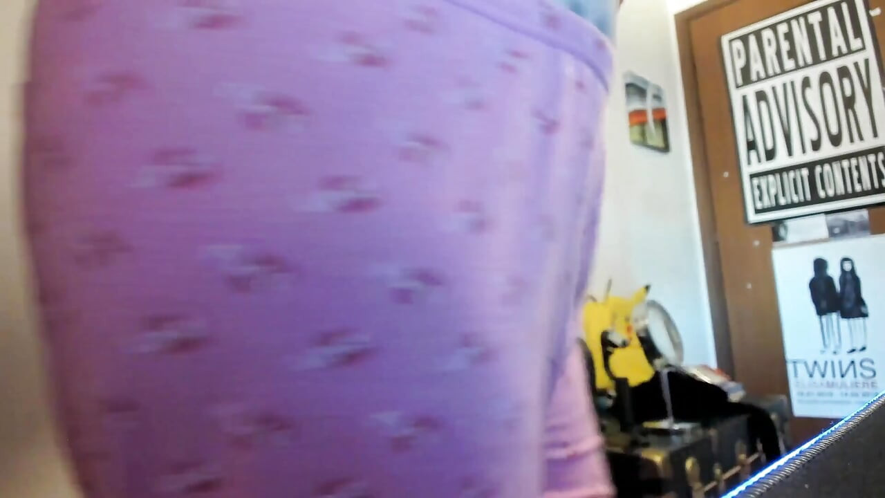 Saborosos peidos de pijama prontos para cheirar todos eles?