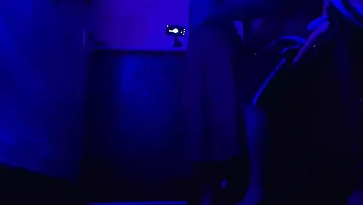 Hintli desi üvey kız kardeş sert sikişiyor seks videoları