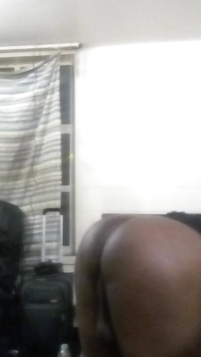 Bu götü yer misin? Balon götlü eşcinsel zenci kadın