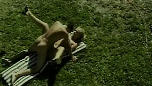 Sie ist eine Teamspielerin - Heiße Outdoor-Abenteuer