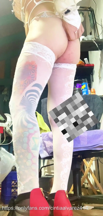 Shemale biały pończocha wkładka anal dildo