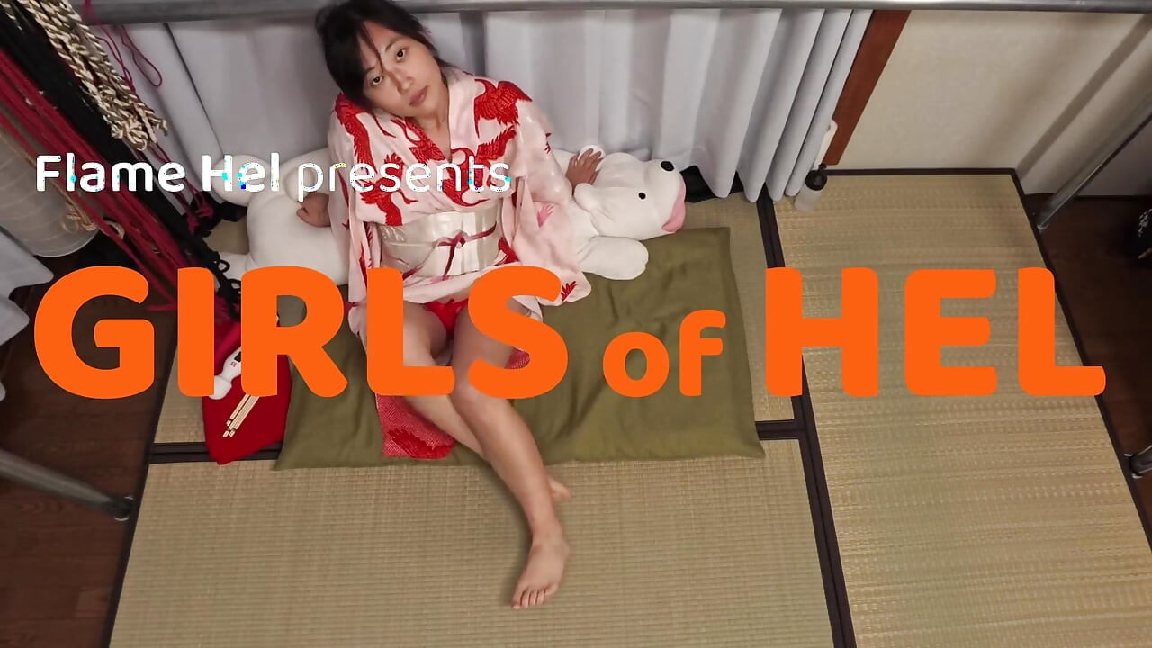 Modelul japonez folosește o baghetă magică - orgasm feminin real