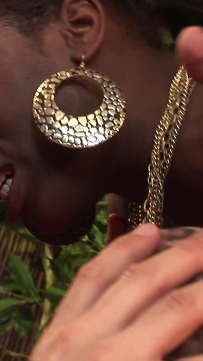 Captivating moment from "ebony nimmt zwei weisse schwaenze in den mund und fickt anal"