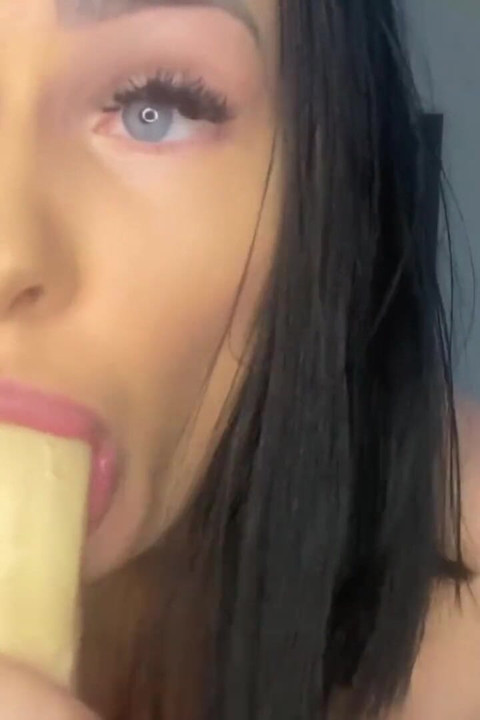 Sexy babe with big tits fuck herself with thick dildo